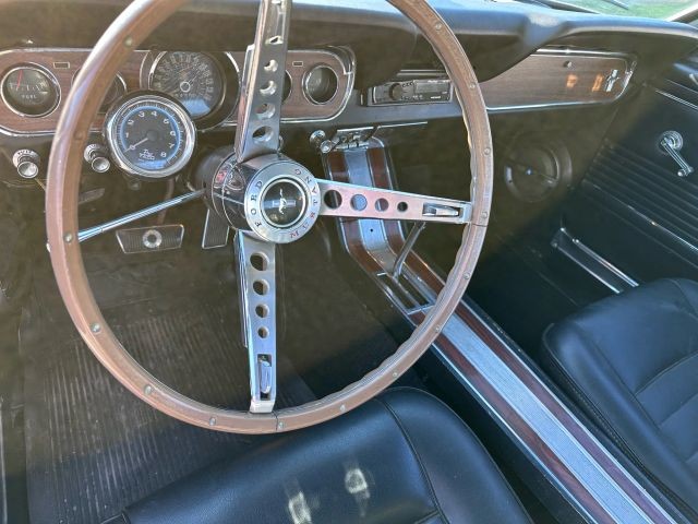 Ford-Mustang-1966-CPE-10