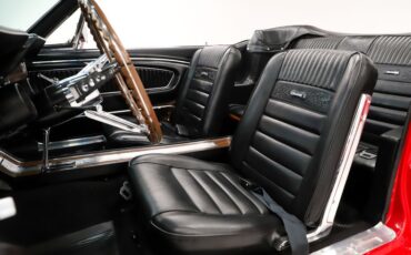 Ford-Mustang-1966-Candy-Apple-Red-Black-Pony-1