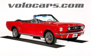 Ford-Mustang-1966-Candy-Apple-Red-Black-Pony-13