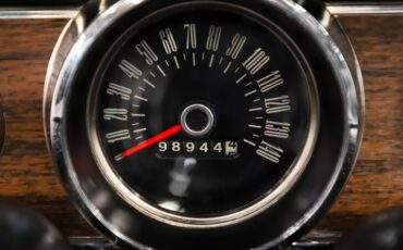 Ford-Mustang-1966-Candy-Apple-Red-Black-Pony-14