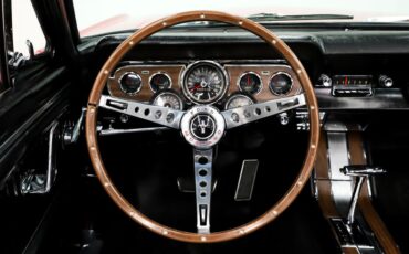 Ford-Mustang-1966-Candy-Apple-Red-Black-Pony-24