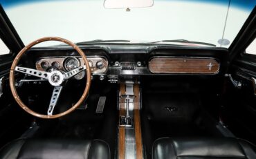 Ford-Mustang-1966-Candy-Apple-Red-Black-Pony-29