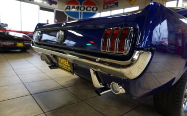 Ford-Mustang-1966-Classic-Car-17