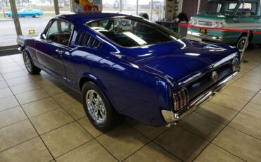 Ford-Mustang-1966-Classic-Car-3