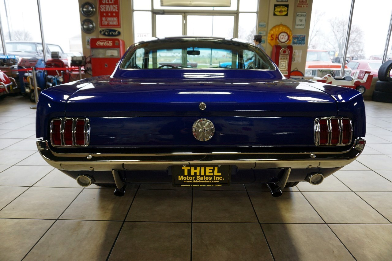 Ford-Mustang-1966-Classic-Car-5