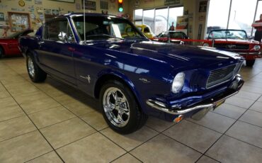 Ford-Mustang-1966-Classic-Car-8