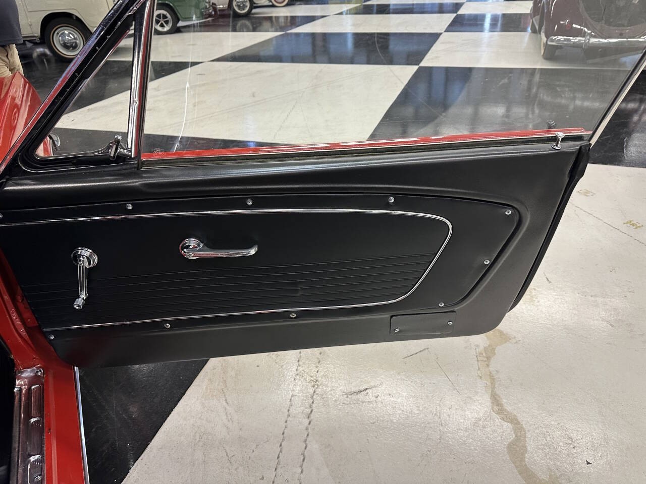 Ford-Mustang-1966-Coupe-18