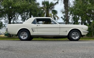 Ford-Mustang-1966-Coupe-22