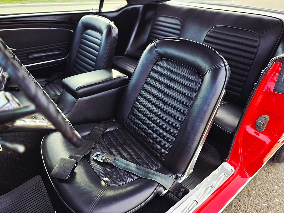 Ford-Mustang-1966-Coupe-26