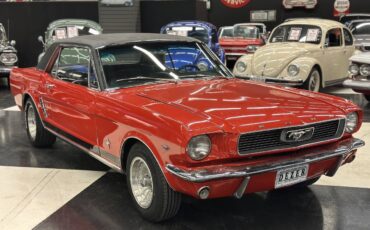 Ford-Mustang-1966-Coupe-3