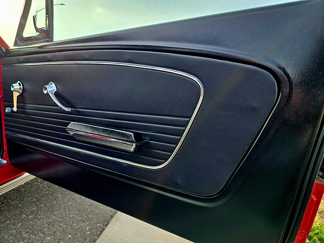 Ford-Mustang-1966-Coupe-33