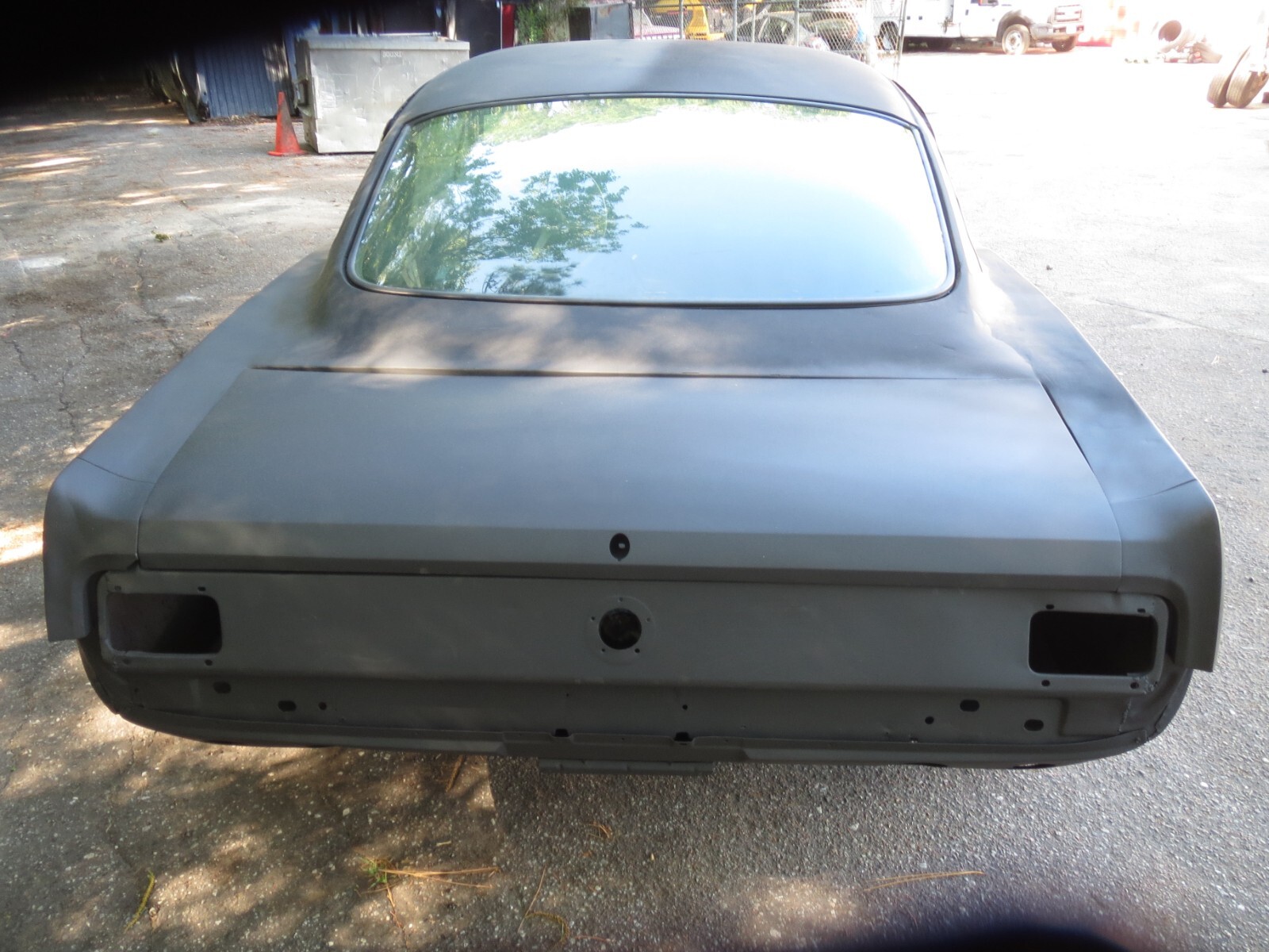 Ford-Mustang-1966-Fastback-2-2-3