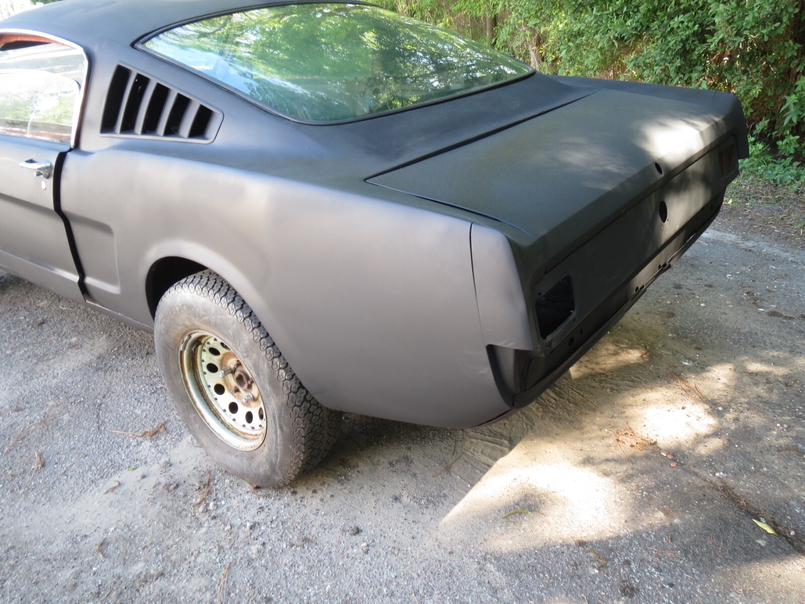 Ford-Mustang-1966-Fastback-2-2-4