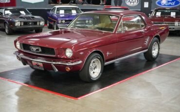 Ford-Mustang-1966-Maroon-Tan-1