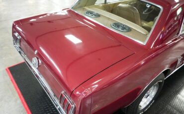 Ford-Mustang-1966-Maroon-Tan-10