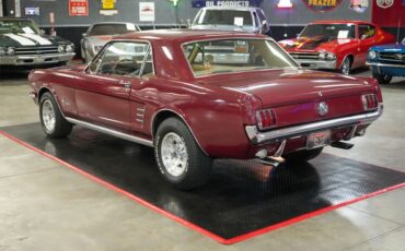 Ford-Mustang-1966-Maroon-Tan-14
