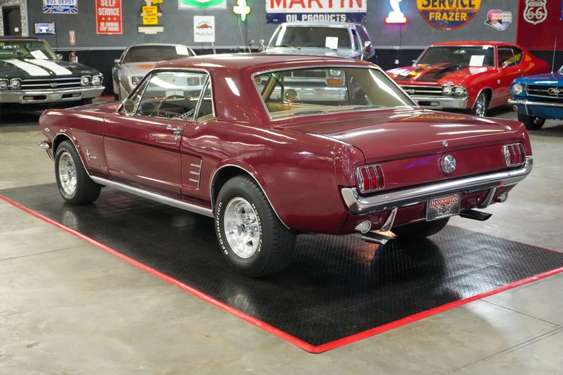 Ford-Mustang-1966-Maroon-Tan-14