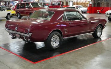 Ford-Mustang-1966-Maroon-Tan-16