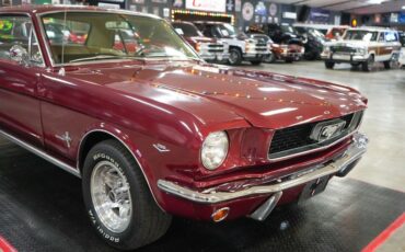 Ford-Mustang-1966-Maroon-Tan-18