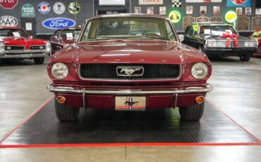 Ford-Mustang-1966-Maroon-Tan-31