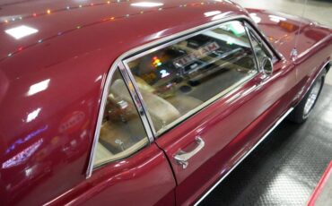 Ford-Mustang-1966-Maroon-Tan-39