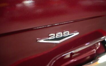 Ford-Mustang-1966-Maroon-Tan-47