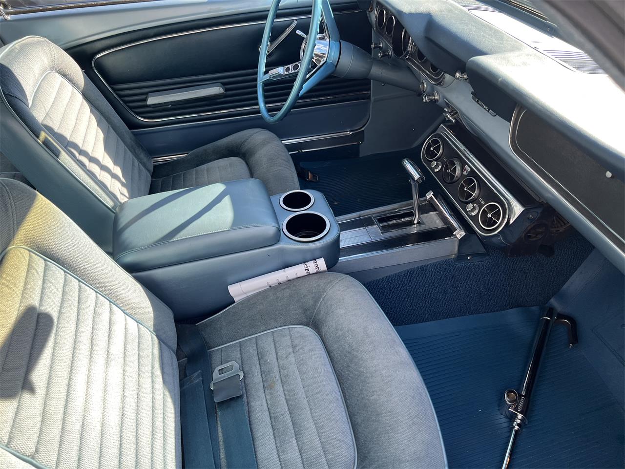 Ford-Mustang-1966-Nightmist-Blue-Aqua-Marine-10