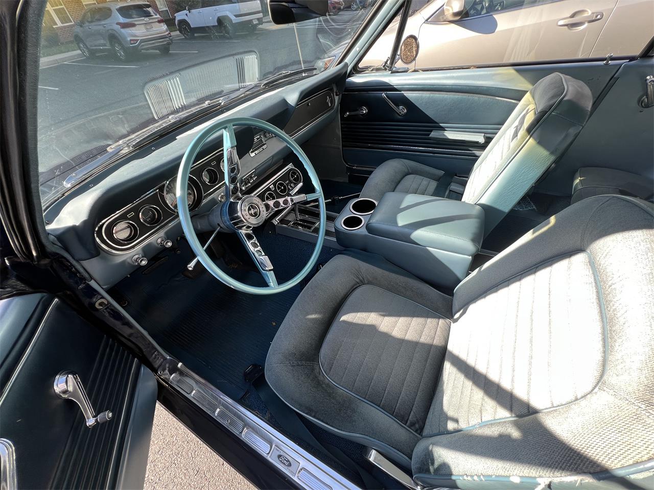 Ford-Mustang-1966-Nightmist-Blue-Aqua-Marine-6