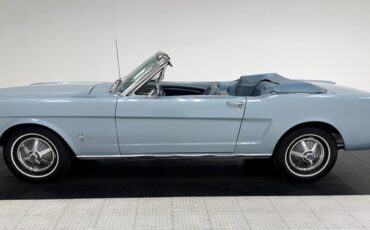 Ford-Mustang-1966-Silver-Blue-Blue-2