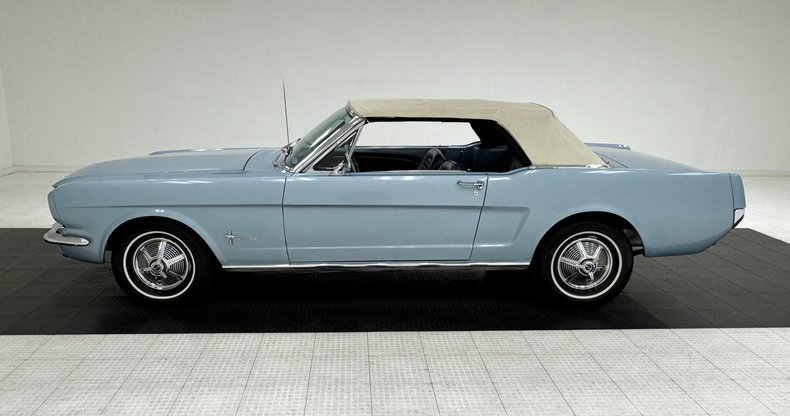 Ford-Mustang-1966-Silver-Blue-Blue-20