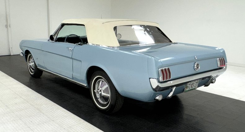 Ford-Mustang-1966-Silver-Blue-Blue-22