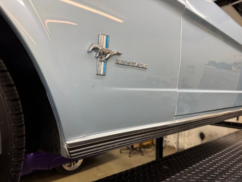 Ford-Mustang-1966-Silver-Blue-Blue-41