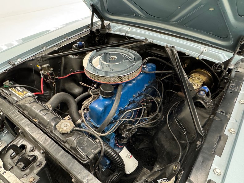 Ford-Mustang-1966-Silver-Blue-Blue-46