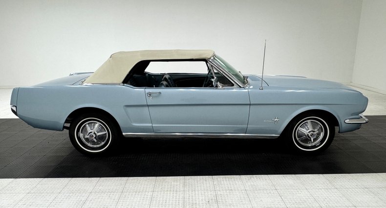 Ford-Mustang-1966-Silver-Blue-Blue-6