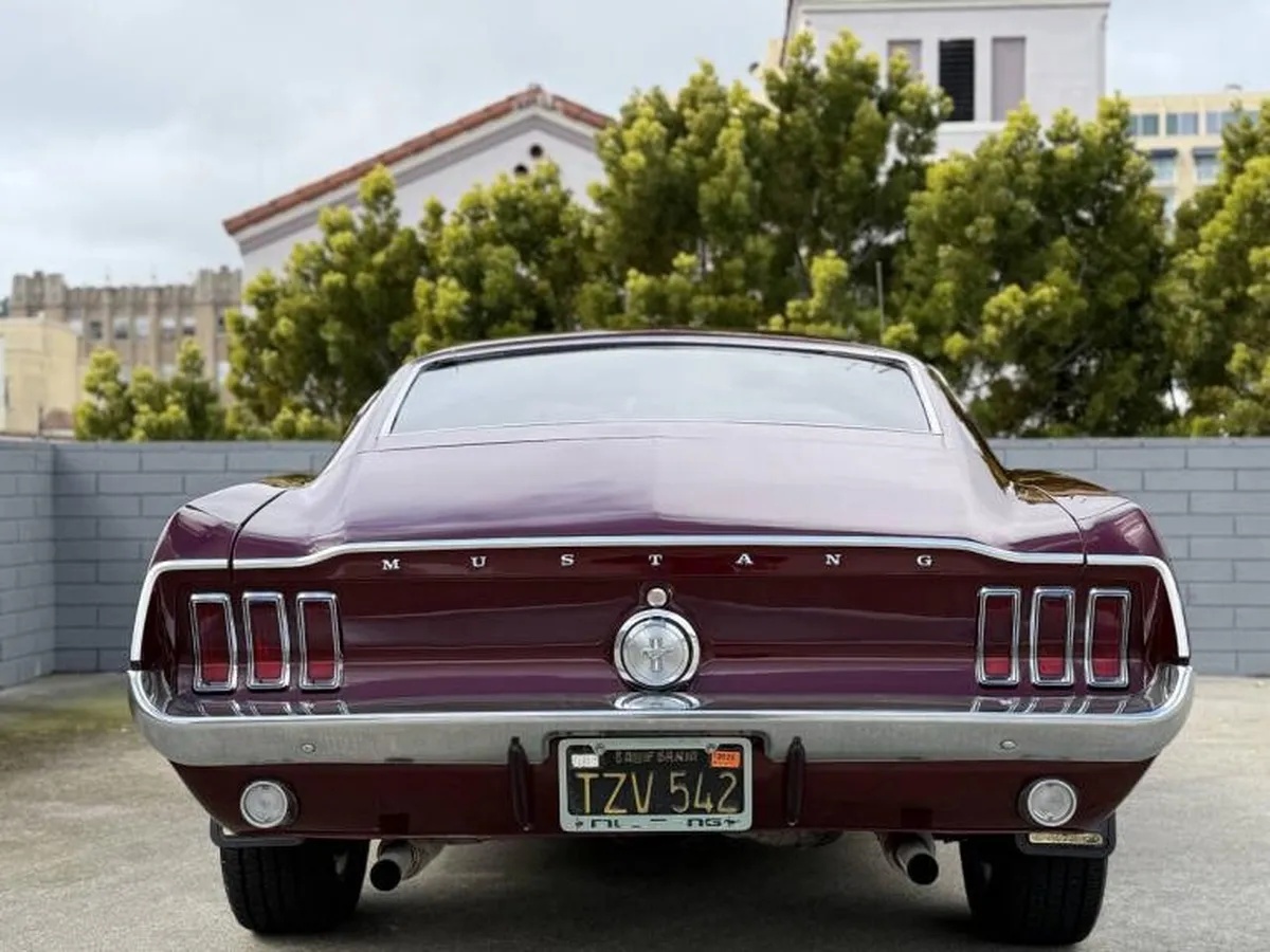 Ford-Mustang-1967-Burgundy-Metallic-Factory-Color-Black-All-Original-Xlnt-10