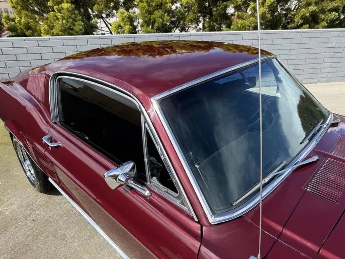 Ford-Mustang-1967-Burgundy-Metallic-Factory-Color-Black-All-Original-Xlnt-11