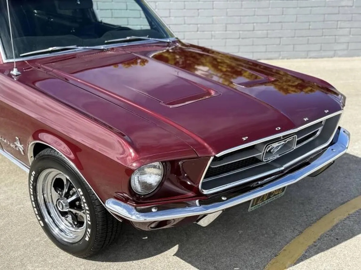 Ford-Mustang-1967-Burgundy-Metallic-Factory-Color-Black-All-Original-Xlnt-14
