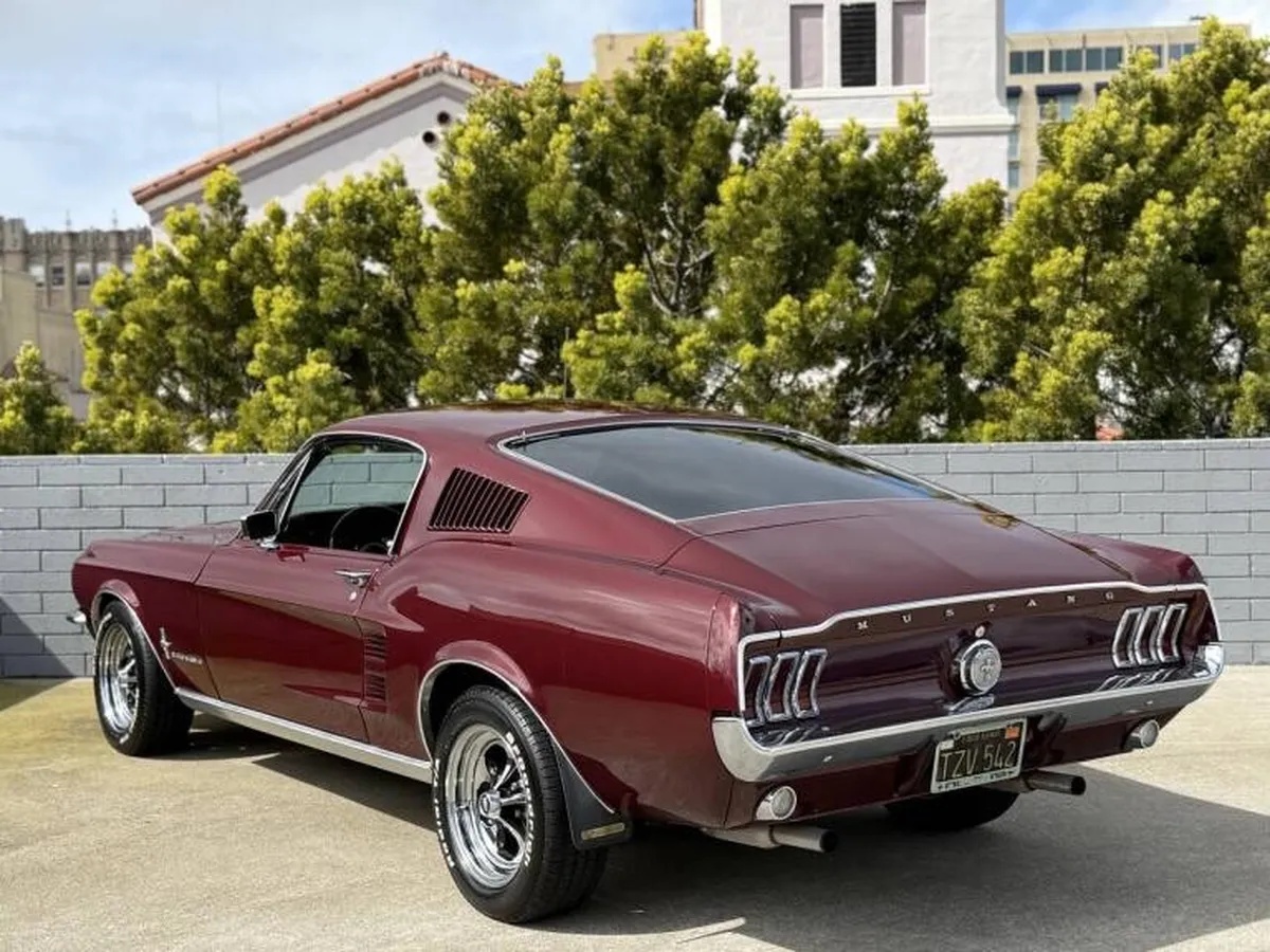 Ford-Mustang-1967-Burgundy-Metallic-Factory-Color-Black-All-Original-Xlnt-17