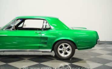 Ford-Mustang-1967-Candy-Apple-Green-Black-29