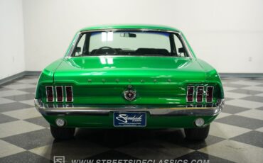 Ford-Mustang-1967-Candy-Apple-Green-Black-30