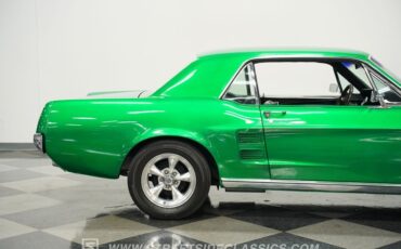 Ford-Mustang-1967-Candy-Apple-Green-Black-34