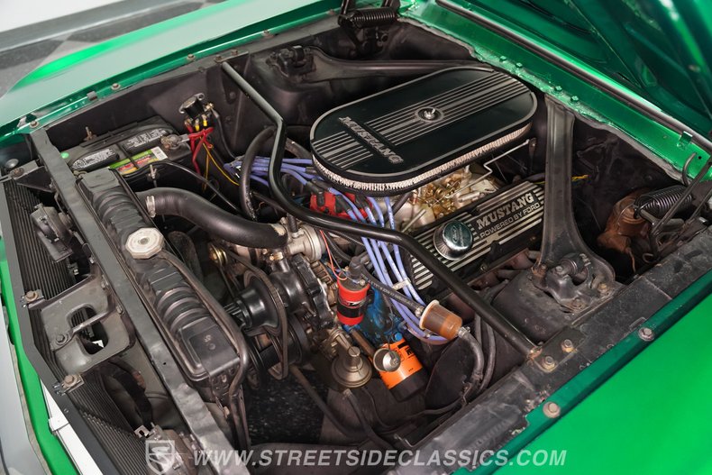 Ford-Mustang-1967-Candy-Apple-Green-Black-37