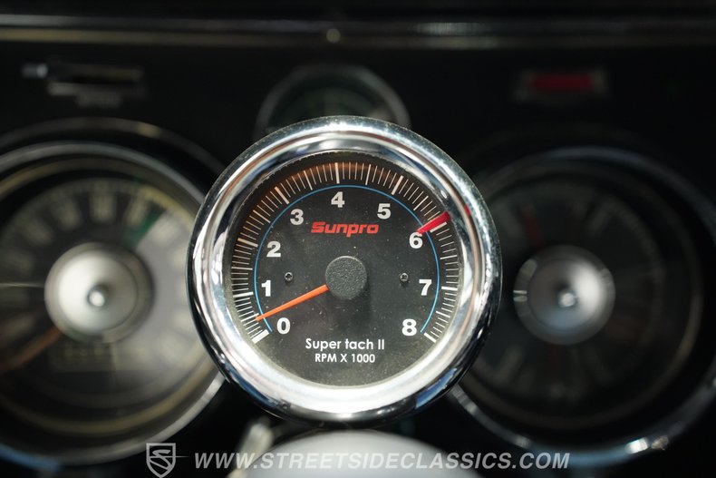 Ford-Mustang-1967-Candy-Apple-Green-Black-39