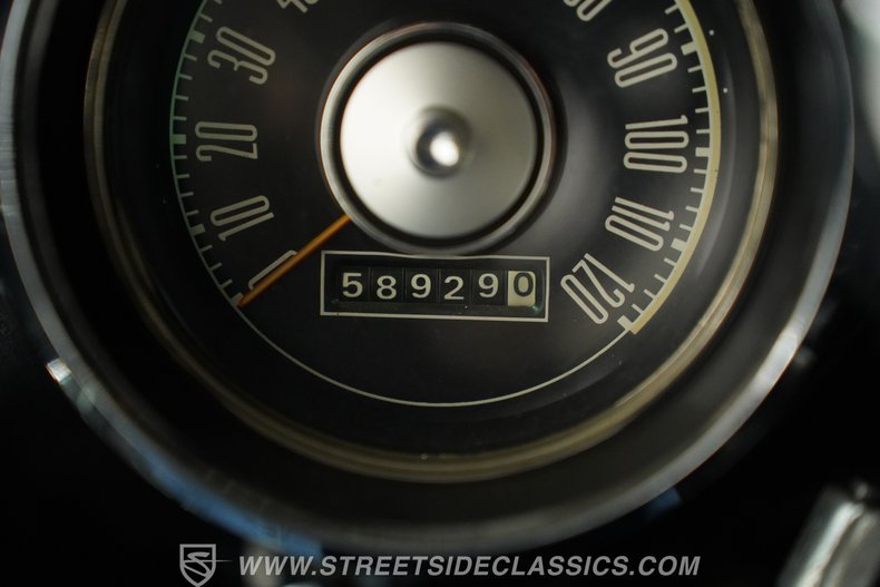 Ford-Mustang-1967-Candy-Apple-Green-Black-41