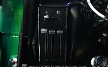 Ford-Mustang-1967-Candy-Apple-Green-Black-45