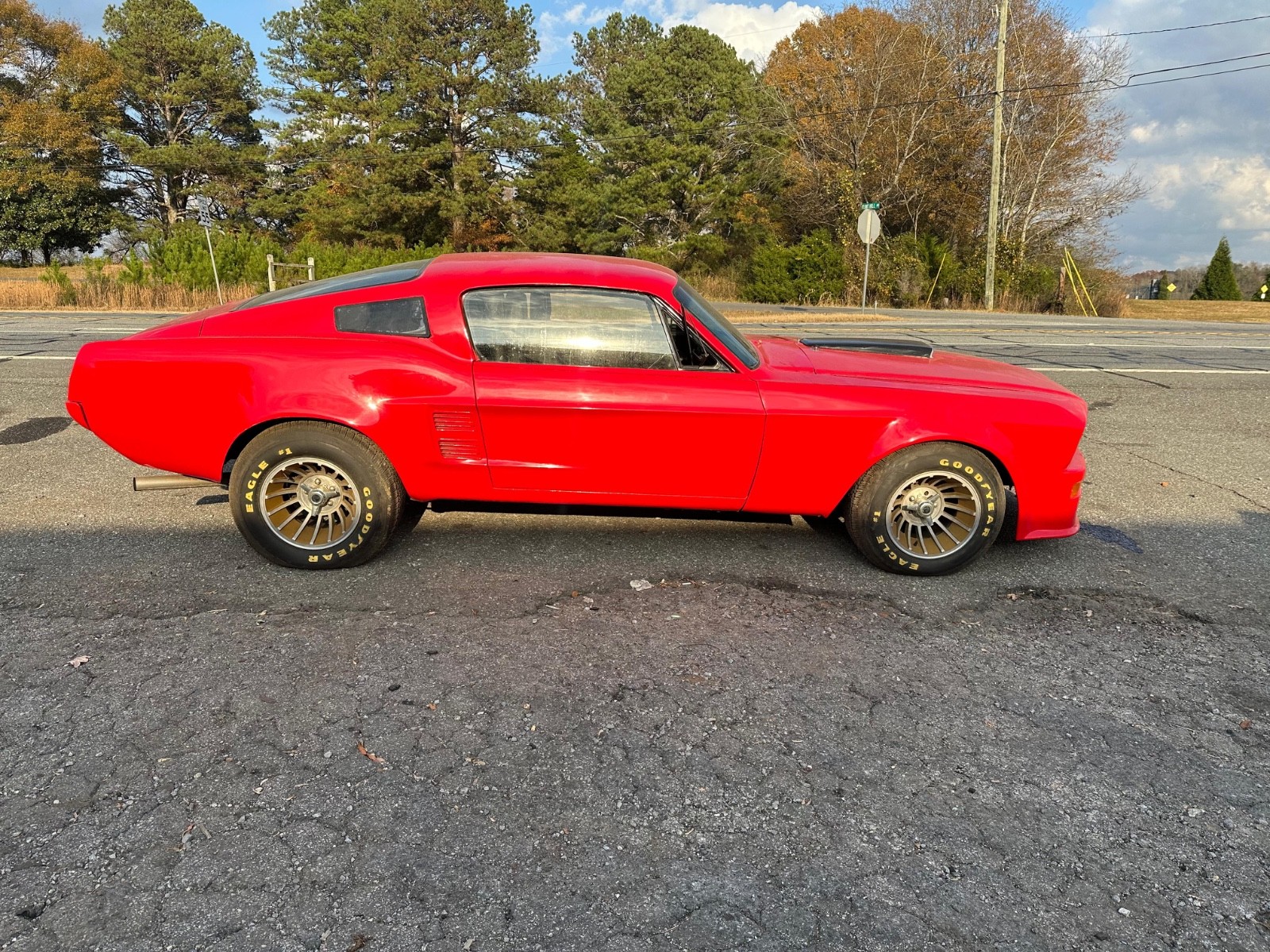 Ford-Mustang-1967-Fastback-2