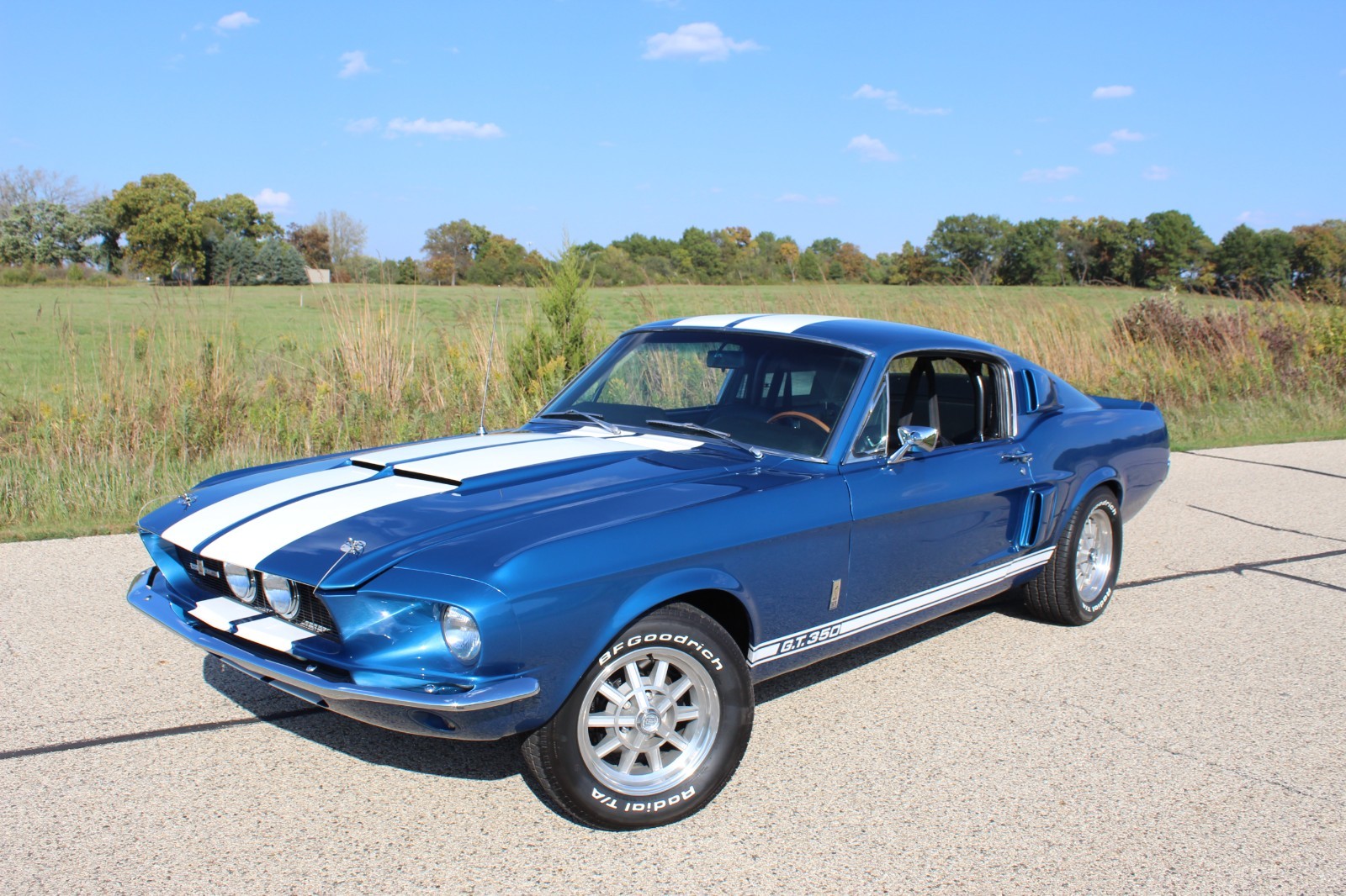 Ford-Mustang-1967-Fastback-2
