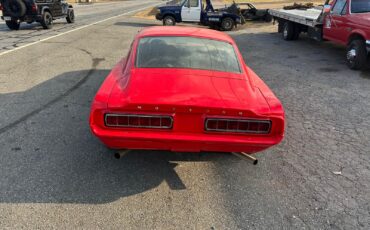 Ford-Mustang-1967-Fastback-3