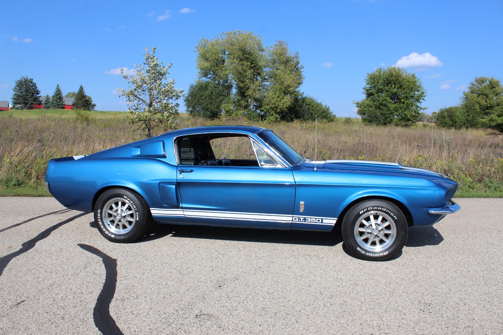 Ford-Mustang-1967-Fastback-5