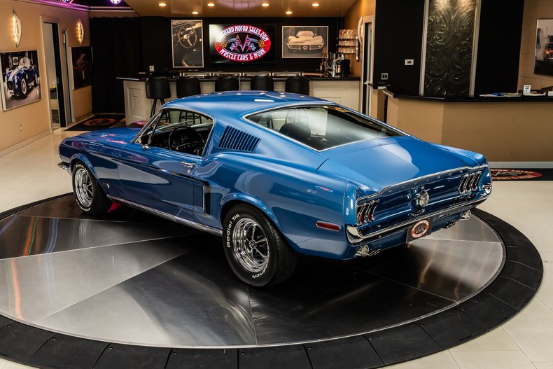 Ford-Mustang-1968-Acapulco-Blue-11